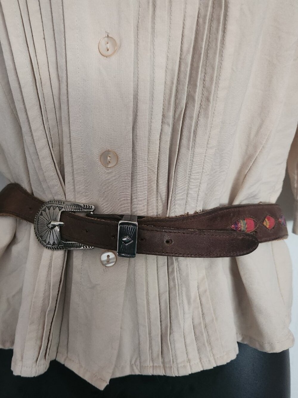 Vintage western leather belt with southwestern design